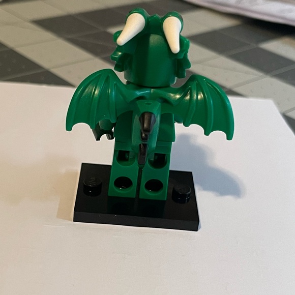 LEGO Minifigure Sets - Picture 2 of 12